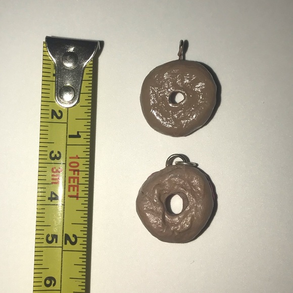 Set of 2 Donut Pendants - Picture 2 of 2